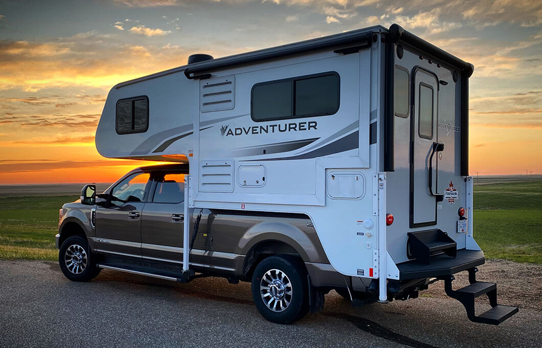 Truck Camper Slide Dinette, , hi-res image number 3